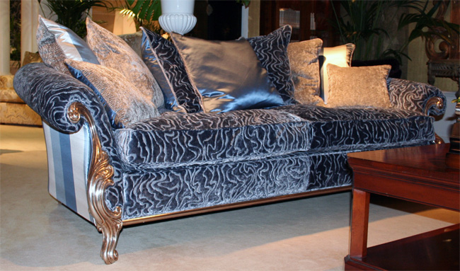 Duresta Wolfgang Ice Blue velvet